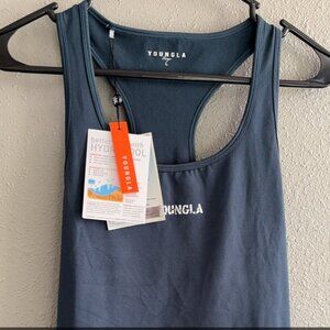 Unisex YoungLA Size Large